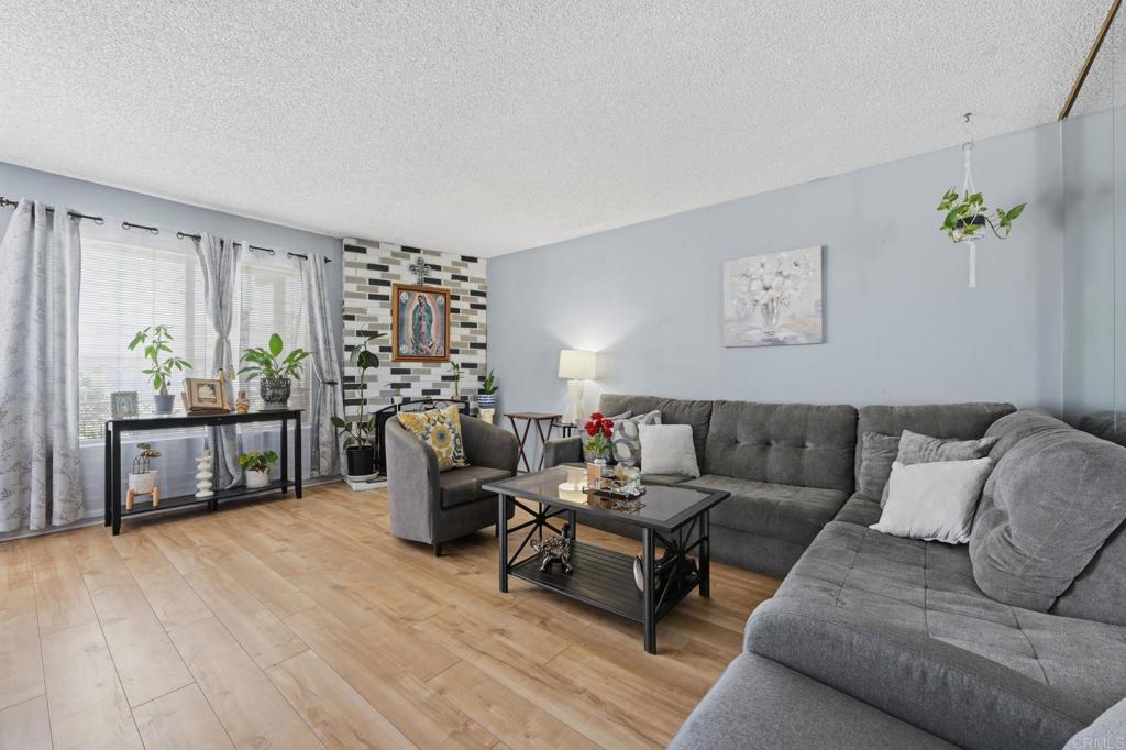 727 Mclain Street - photo 6