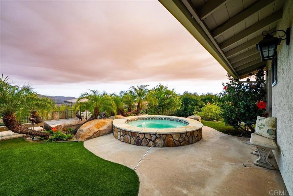2275 Via Cascabel - photo 4