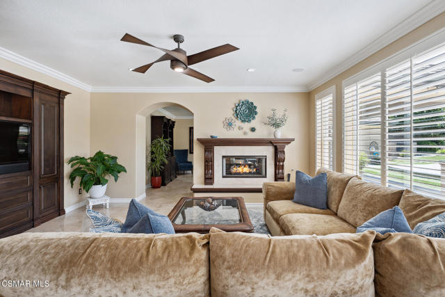 684 Noble Road, Simi Valley CA: https://media.crmls.org/mediaz/bddda343-4f5c-499b-88ba-bbee8c30469c.jpg