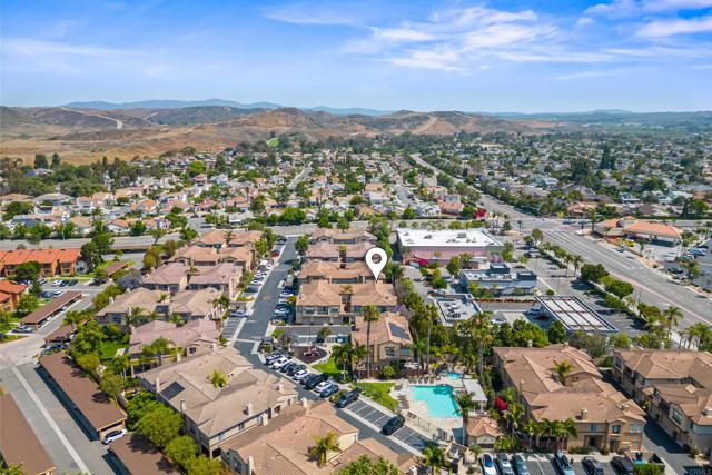 Detail Gallery Image 35 of 39 For 638 Sumner Way #2,  Oceanside,  CA 92058 - 4 Beds | 2/1 Baths