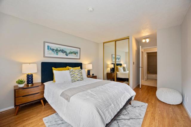 359 Half Moon Lane, Daly City CA: https://media.crmls.org/mediaz/bddf3095-138c-43ef-8181-70db37c55cbe.jpg