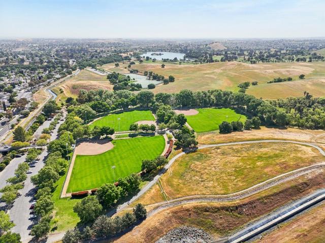 2308 Gabriel Court, Antioch CA: https://media.crmls.org/mediaz/bddf9d7f-b06f-4cfc-8e5a-d1f9604c0f4e.jpg