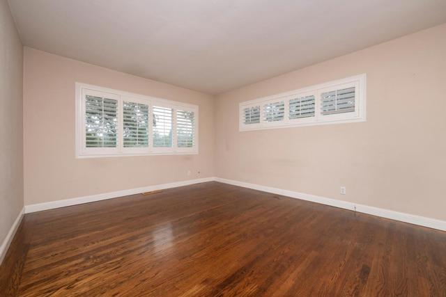 112 JANE Drive, Woodside CA: https://media.crmls.org/mediaz/bde1c40a-33fd-4316-93b6-62e9e1902499.jpg