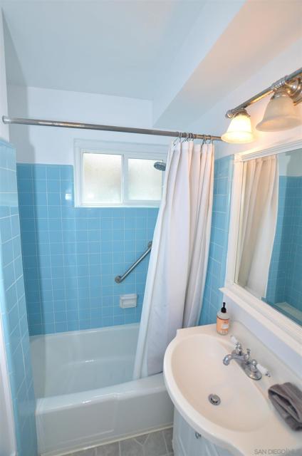 Image 11 of 16 For 1602 Pomona Ave