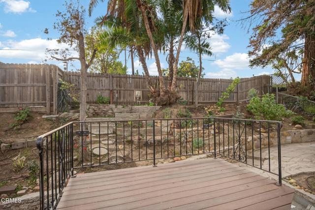 281 Glen Ellen Drive, Ventura CA: https://media.crmls.org/mediaz/bde54564-e263-4b94-a27f-3f4cf625348e.jpg