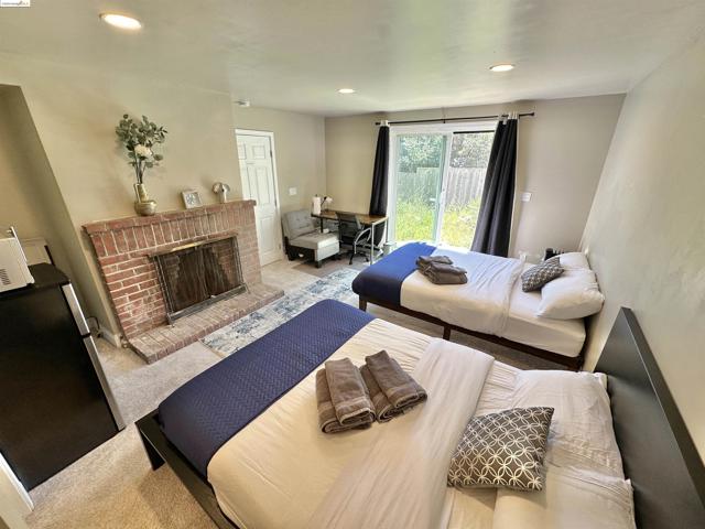 6535 Castle, Oakland, California 94611-2538, 5 Bedrooms Bedrooms, ,4 BathroomsBathrooms,Single Family Residence,For Sale,Castle,41069367