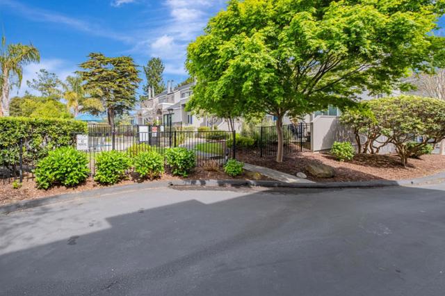 1067 Via Tornasol, Aptos CA: https://media.crmls.org/mediaz/bde5a3cb-9aa1-4741-8e23-5cb112b7b623.jpg