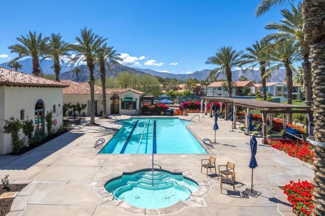80143 Miramonte Lane, La Quinta CA: https://media.crmls.org/mediaz/bde676bc-6ec2-4fee-aa5a-e3cb421279e3.jpg