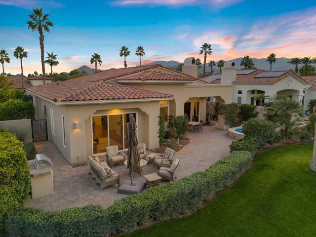 704 Mission Creek Drive, Palm Desert CA: https://media.crmls.org/mediaz/bde72401-acd2-41bd-8420-8742c7fc7edd.jpg