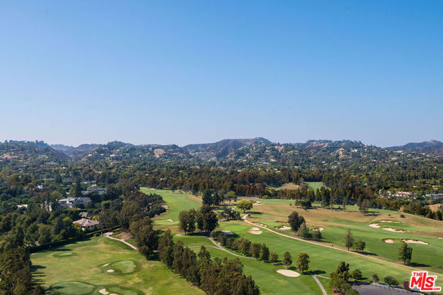 1200 Club View Drive, Los Angeles CA: https://media.crmls.org/mediaz/bde74234-7167-4901-923f-c34171654fbe.jpg