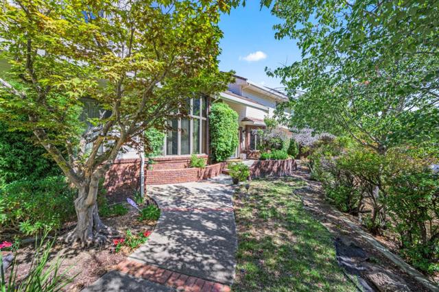 3265 Greenhills Drive, Lafayette CA: https://media.crmls.org/mediaz/bde7a8cd-d0dd-4652-a710-e047947d5fd2.jpg