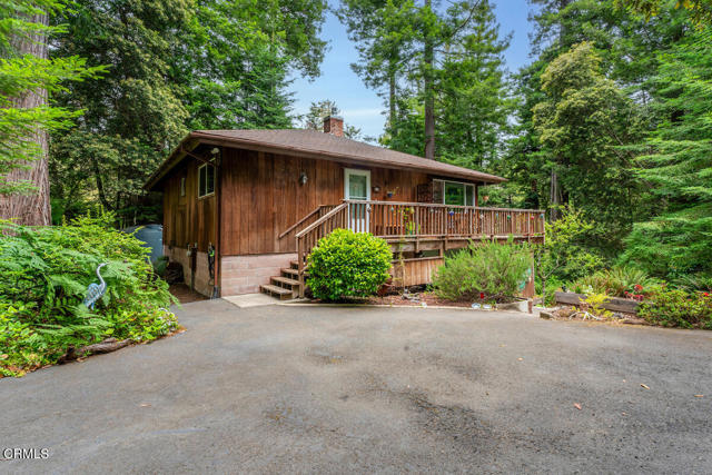 32200 Westwood Drive, Fort Bragg CA: https://media.crmls.org/mediaz/bde7e5e0-e48c-4ffc-a90f-e086c412156d.jpg