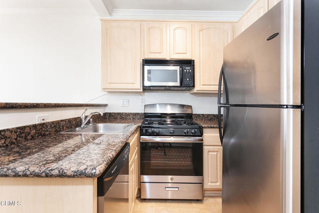 Detail Gallery Image 5 of 16 For 300 N El Molino Ave #210,  Pasadena,  CA 91101 - 0 Beds | 1 Baths