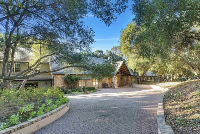 45455 Lorenz Ln, Temecula CA: https://media.crmls.org/mediaz/bde88d47-9a0c-441b-9203-266886d80021.jpg