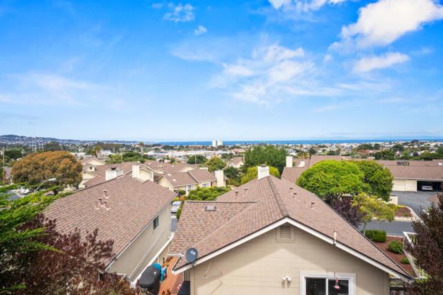 1051 Highlander Drive, Seaside CA: https://media.crmls.org/mediaz/bde9af86-9b1d-48ff-a32e-41dba74c3780.jpg