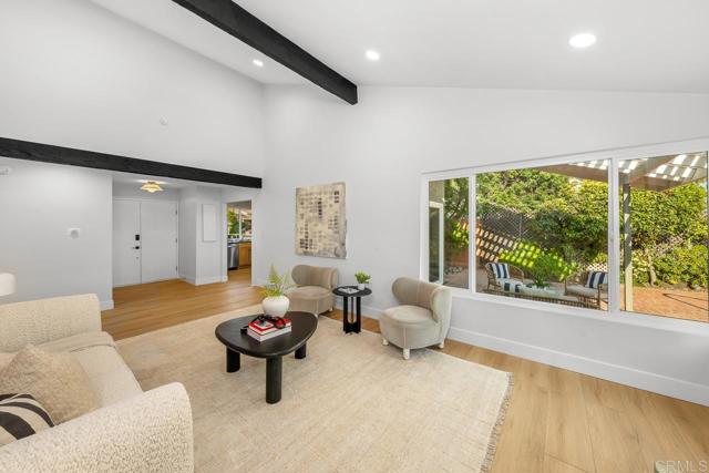 Detail Gallery Image 13 of 39 For 10437 Hermanos Rd, San Diego,  CA 92124 - 3 Beds | 2 Baths