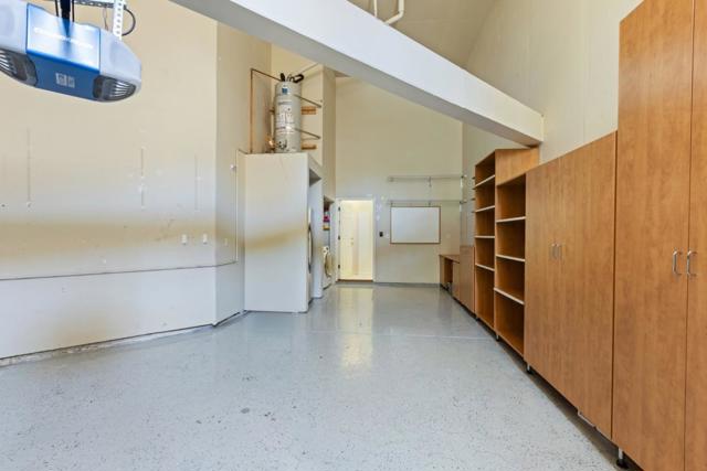2009 Showers Drive, Mountain View CA: https://media.crmls.org/mediaz/bdeb123b-6727-4384-b52d-2a57a4b30b6c.jpg