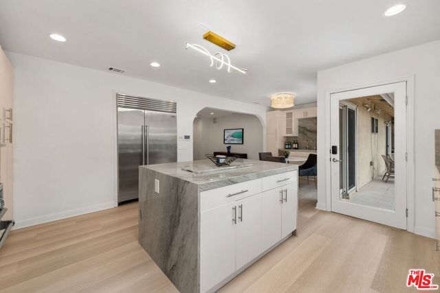 465 N Kilkea Drive, Los Angeles CA: https://media.crmls.org/mediaz/bdeb5336-870a-4dc5-9b67-b6c26bda3ac6.jpg