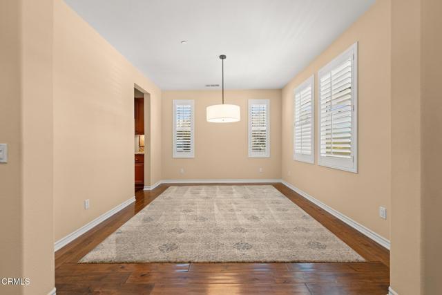 Detail Gallery Image 6 of 45 For 8265 Quartz St, Ventura,  CA 93004 - 3 Beds | 2/1 Baths