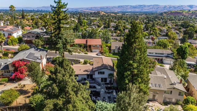 1426 Montego Drive, San Jose CA: https://media.crmls.org/mediaz/bdee2636-9199-458a-9a50-3c6c2ee0e1c6.jpg