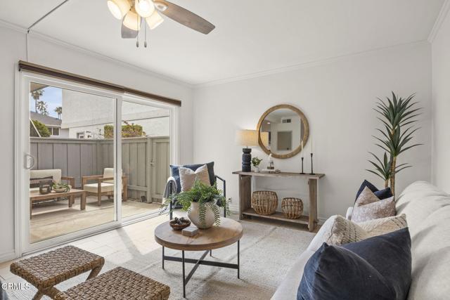 2515 Harbor Boulevard, Ventura CA: https://media.crmls.org/mediaz/bdee5c7a-9ffe-4db8-85a4-a09eac16f928.jpg