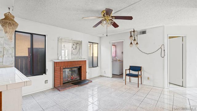 1534 Heirloom Ave, Perris CA: https://media.crmls.org/mediaz/bdee5edd-d019-4f9b-b3fe-98c7902f462d.jpg