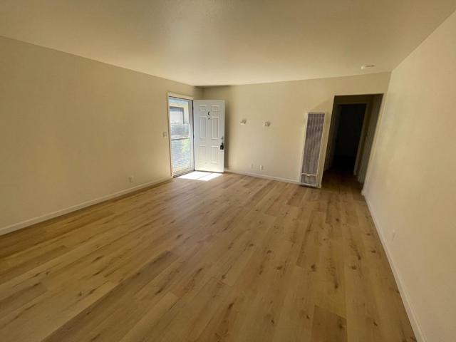 Image 13 of 26 For 4418 Hamilton