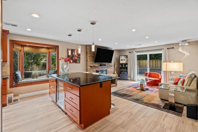 51 Saint Ramon Court, Danville CA: https://media.crmls.org/mediaz/bdeea3af-c349-419e-be19-eac7154da88a.jpg