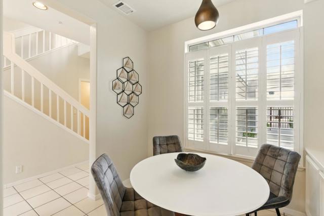 583 Shoal Circle,  CA: https://media.crmls.org/mediaz/bdefb881-dd79-4014-8cc8-f31b11eb0be0.jpg