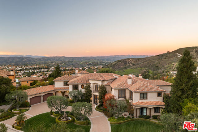 25315 Prado De Los Suenos, Calabasas CA: https://media.crmls.org/mediaz/bdf0a853-10a9-4ce6-9094-f28a6448e977.jpg
