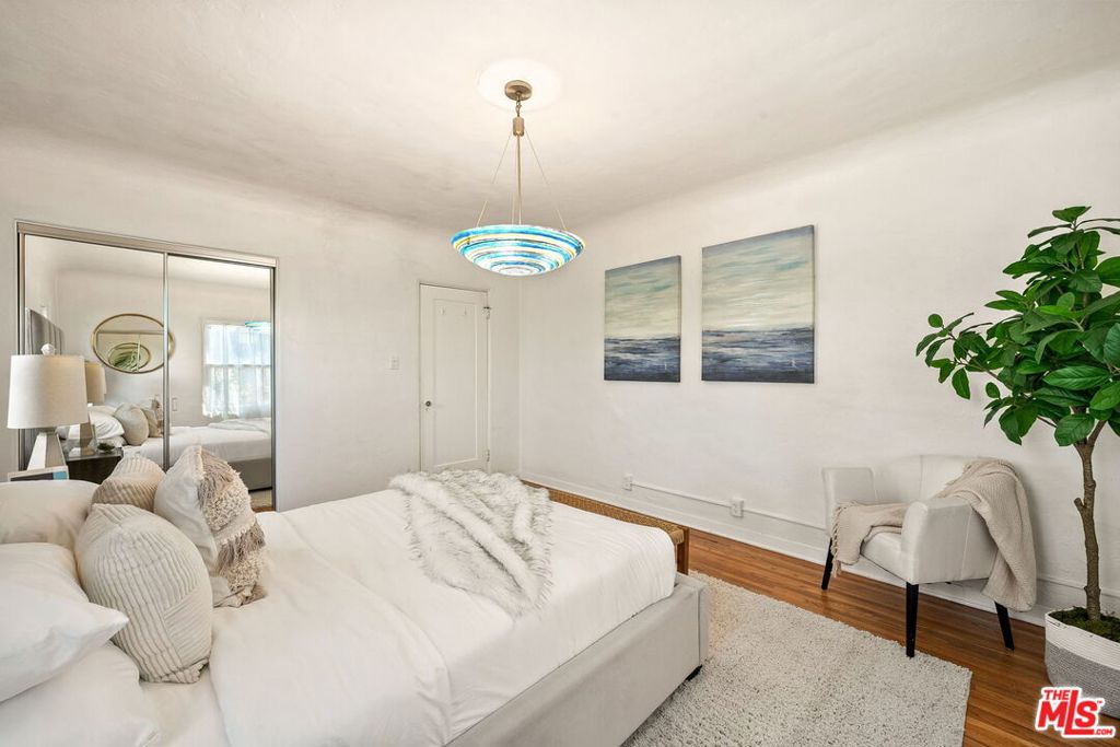 MLS #25607473 image #24