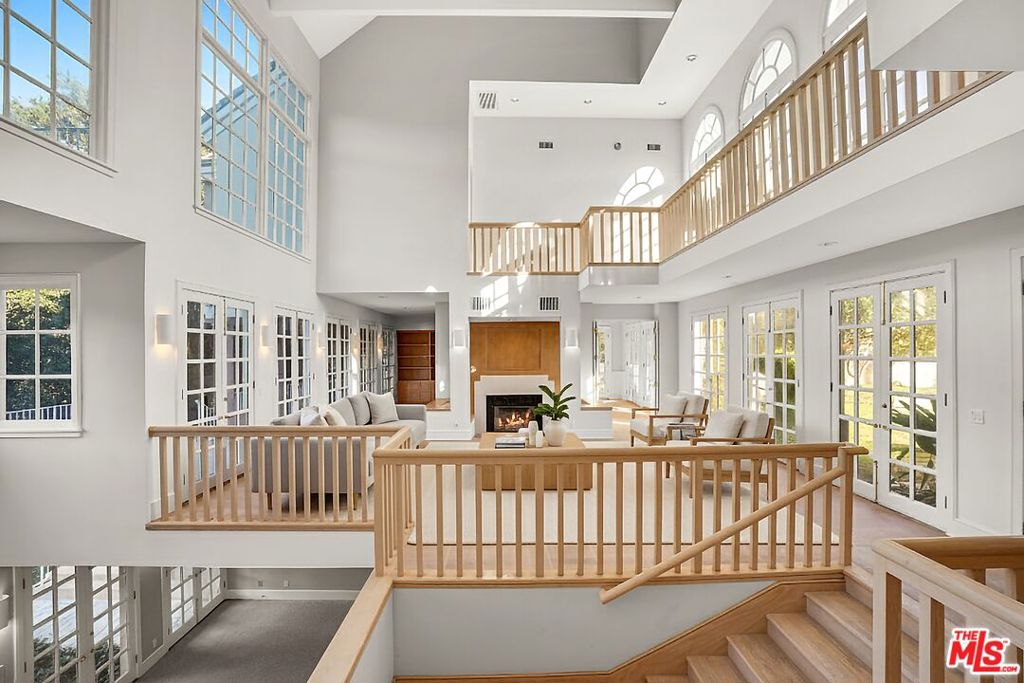 MLS #25602713 image #17