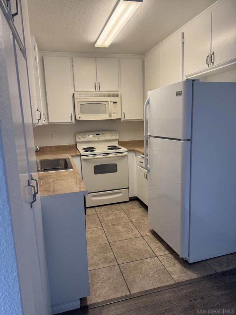 6350 Genesee - photo 4