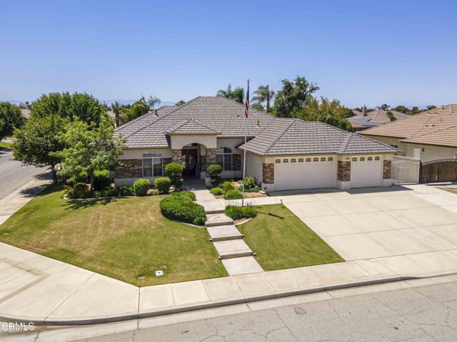 15617 Screaming Eagle Avenue, Bakersfield CA: https://media.crmls.org/mediaz/bdf52bcb-306e-45e9-bb1e-c0e030076c78.jpg