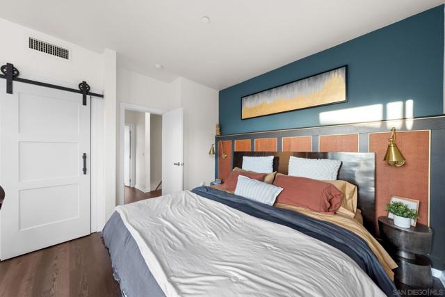 2875 B Street, San Diego CA: https://media.crmls.org/mediaz/bdf5c25b-eab0-4842-ad87-086c3a15af95.jpg
