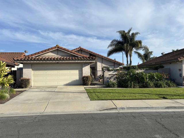 4843 Sumac Place, Oceanside CA: https://media.crmls.org/mediaz/bdf5e7f2-a7dc-4e12-8836-f9015f3cd4c8.jpg