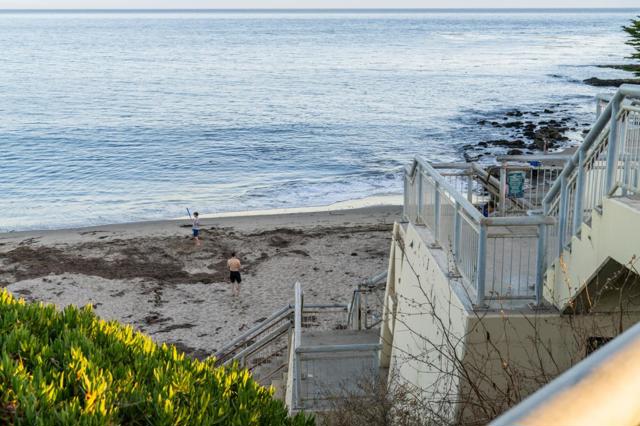 421 Oxford Way, Santa Cruz CA: https://media.crmls.org/mediaz/bdf6041b-4d31-425a-9cd6-aa56aef81b71.jpg