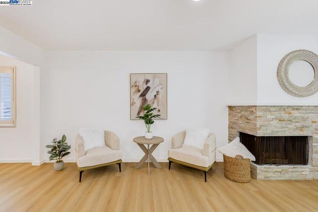 Image 9 of 58 For 1848 Trym St