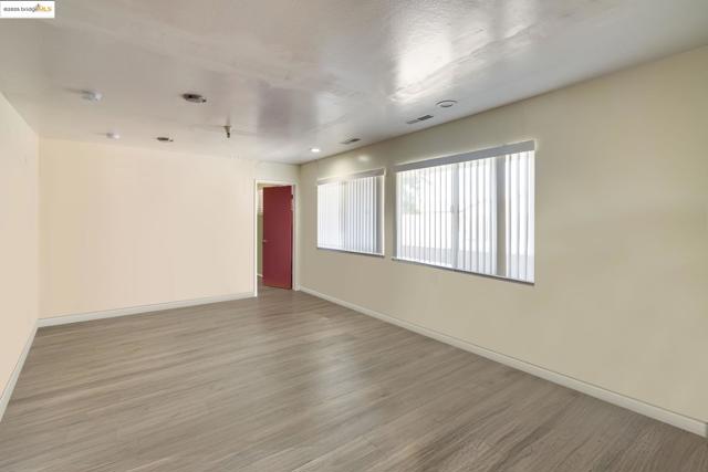 18905 Standish Ave, Hayward CA: https://media.crmls.org/mediaz/bdf6983d-b121-45b6-9676-d25f3dbab8a0.jpg