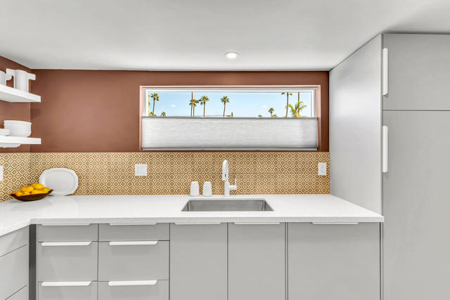 69 Nile Street, Palm Springs CA: https://media.crmls.org/mediaz/bdf6acdc-8127-4ad6-9462-6f97ee6f050d.jpg