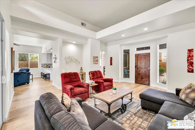 Image 14 of 42 For 78179 Sombrero Court