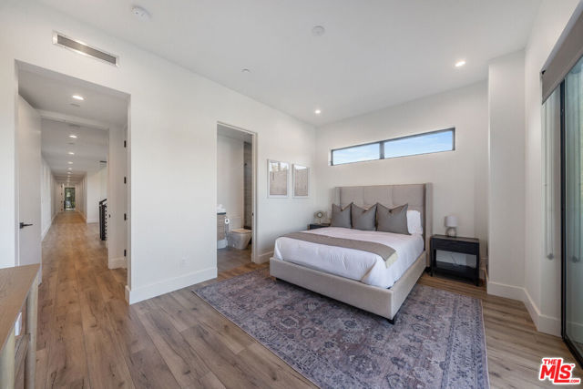 1903 S Bedford Street, Los Angeles CA: https://media.crmls.org/mediaz/bdf81543-a093-423b-95e7-8e7029e31df8.jpg