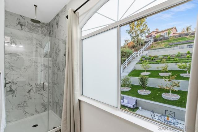 40599 Calle Medusa, Temecula CA: https://media.crmls.org/mediaz/bdf90b72-6e45-4ad2-919d-4ab5caef45b6.jpg