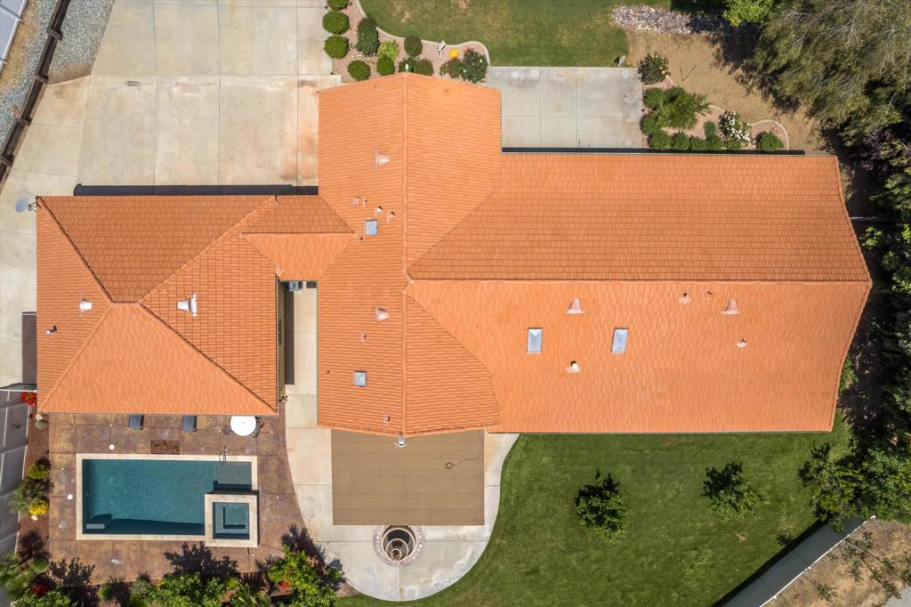 MLS #219129571DA img 2