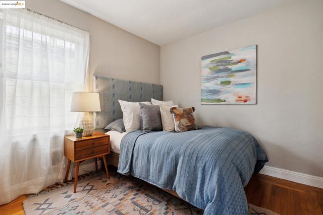 1626 Kains Ave., Berkeley CA: https://media.crmls.org/mediaz/bdfa98e1-5c04-4033-8b47-f5f3d8187236.jpg