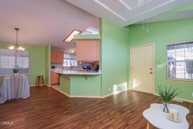 1215 Anchors Way Drive, Ventura CA: https://media.crmls.org/mediaz/bdfa9ee1-9abf-4543-a70d-5b12325d0fed.jpg