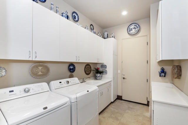 039_Laundry room