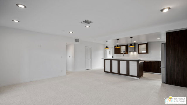 Image 8 of 67 For 588 San Lorenzo Road 204