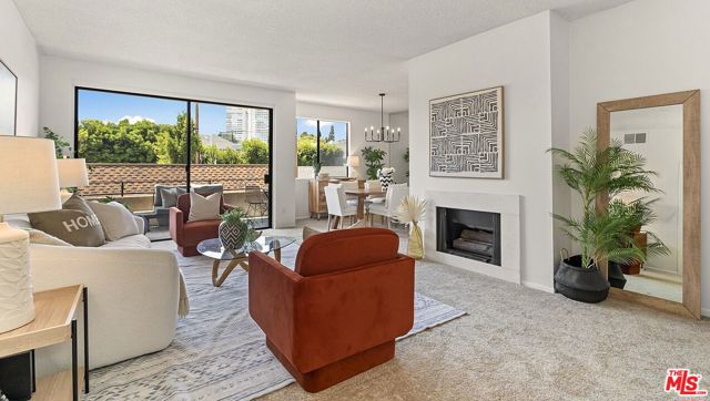 1201 Roxbury Drive, Los Angeles CA: https://media.crmls.org/mediaz/bdfc0c4c-2389-47ab-8588-86473936069f.jpg