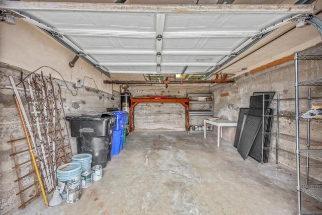 1205 Park Row, La Jolla CA: https://media.crmls.org/mediaz/bdfc9bf1-f000-484c-84bc-945723ee6833.jpg